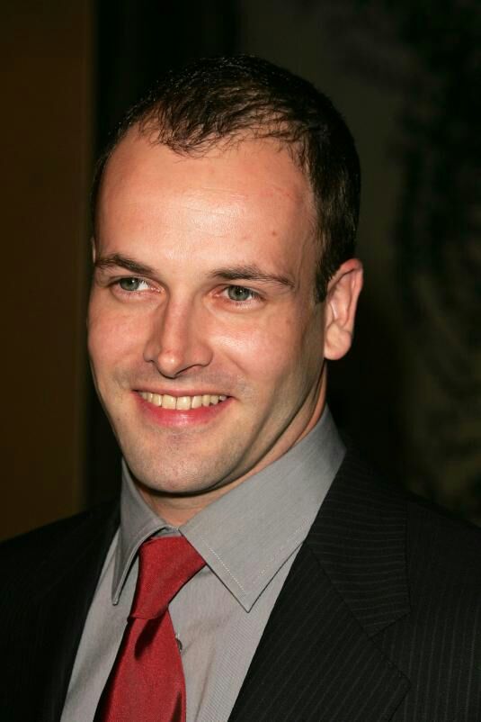 Jonny Lee Miller 