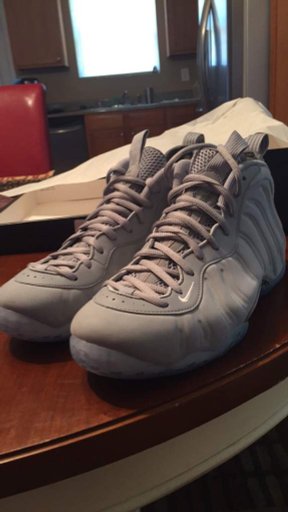 wolf gray foams