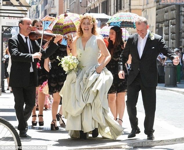 Alex Kingston Marries Longtime Sweetheart in Rome Doctor Who Amino