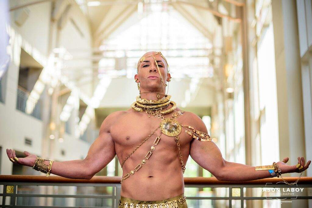 The God King Xerxes Cosplay Cosplay Amino