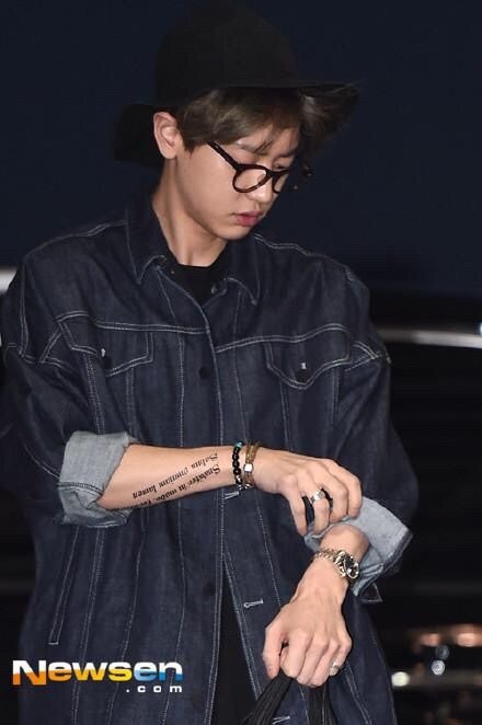 kpop idols with tattoos k pop amino exo light app