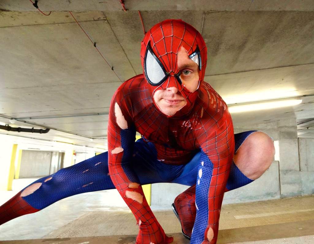 Do I Look Like Tobey Maguire? | Polls | Cosplay Amino