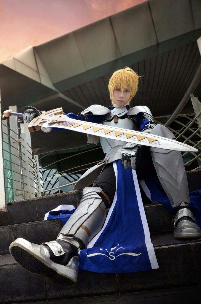 Fate prototype saber cosplay