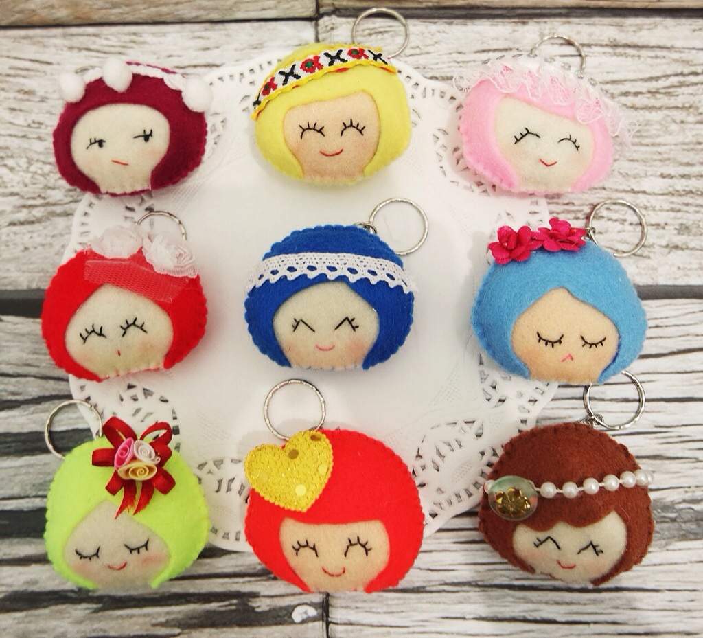 Cute Girly Keychains from Felt Crafty Amino