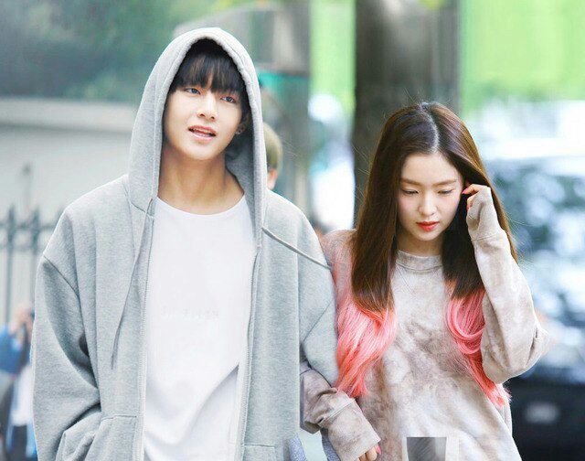 V From Bts And Irene From Red Velvet Are Dating K Pop Amino