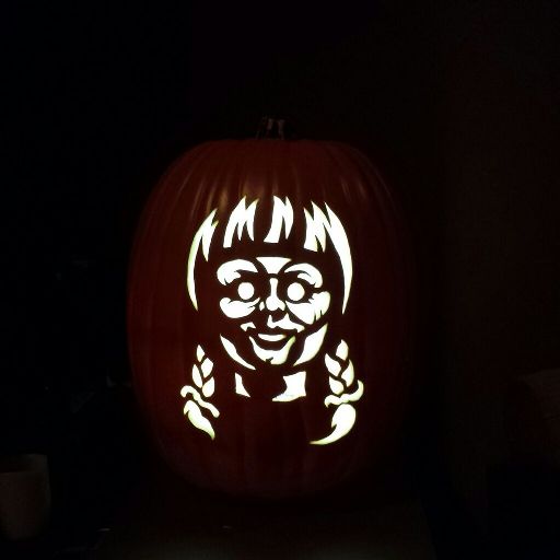 annabelle-pumpkin-carving-art-amino