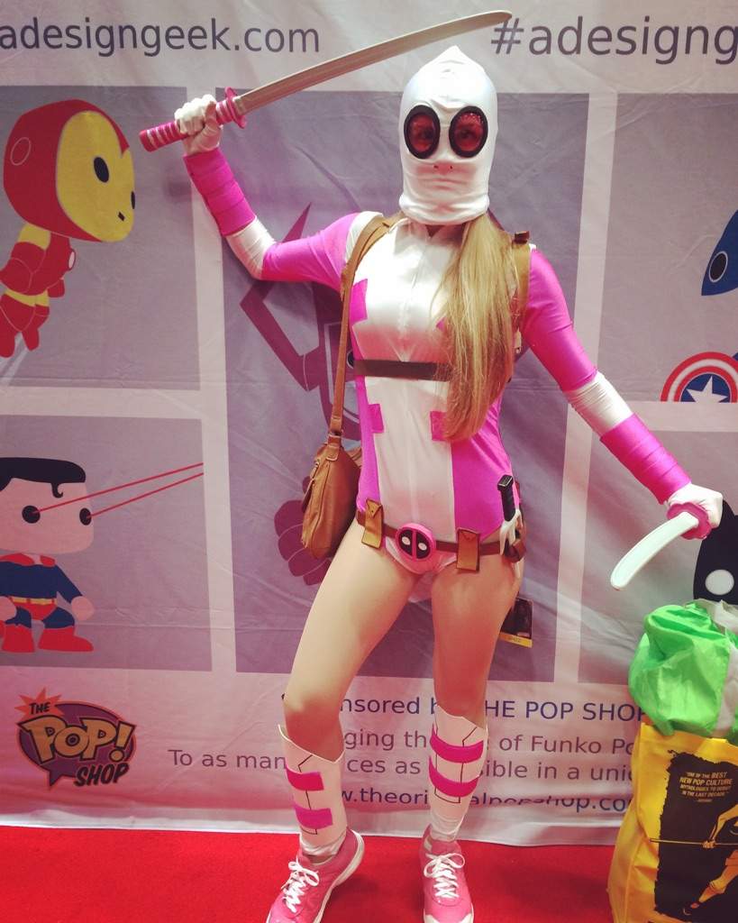 Gwenpool Cosplay Amino 