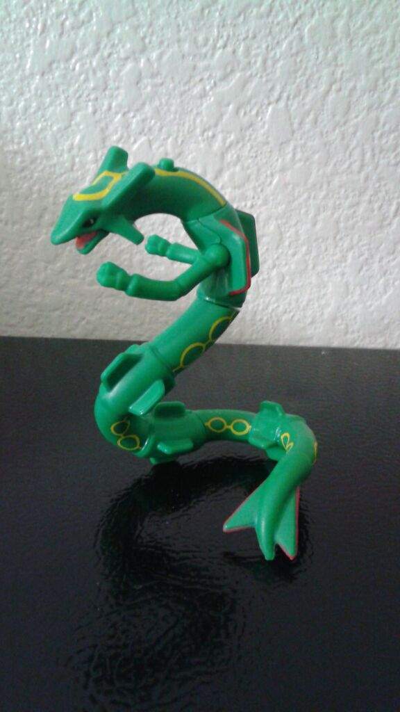 rayquaza figure