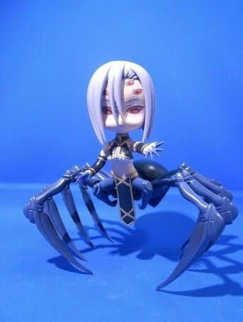 rachnera statue