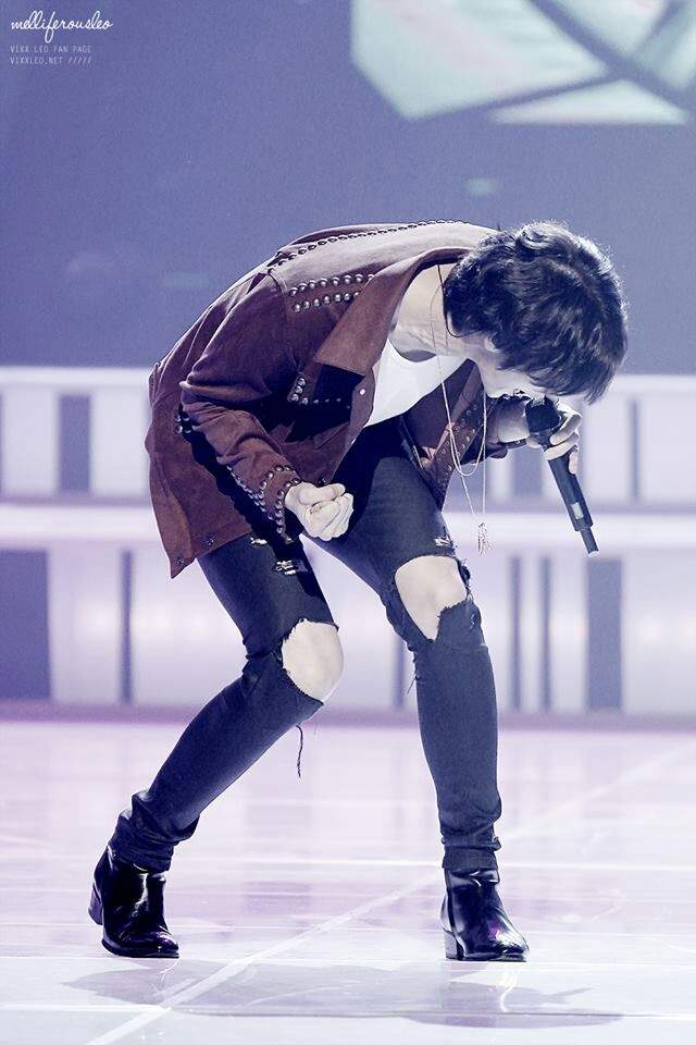 Appreciation post: Vixx Leo's legs 😘👍 | K-Pop Amino