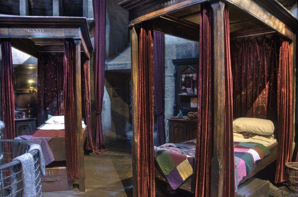 hogwarts gryffindor dorms