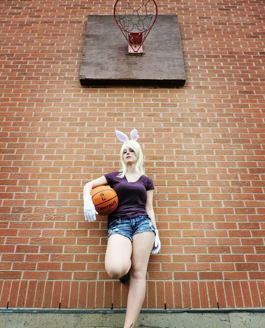 Lola Bunny | Cosplay Amino