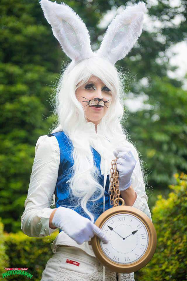 White Rabbit Cosplay Alice In Wonderland Cosplay Amino 0237