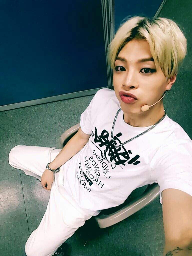 daeil 24k k pop amino daeil 24k k pop amino