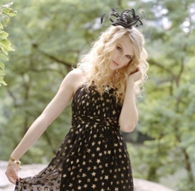 25 Rare Taylor Swift photos Swifties Amino