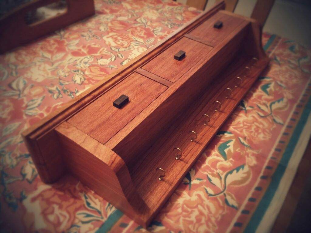 Key Rack with Drawers Maker Amino