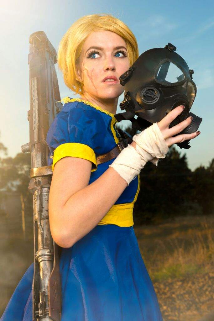 Fallout 4 Dress And Ghoul Makeup Cosplay Amino