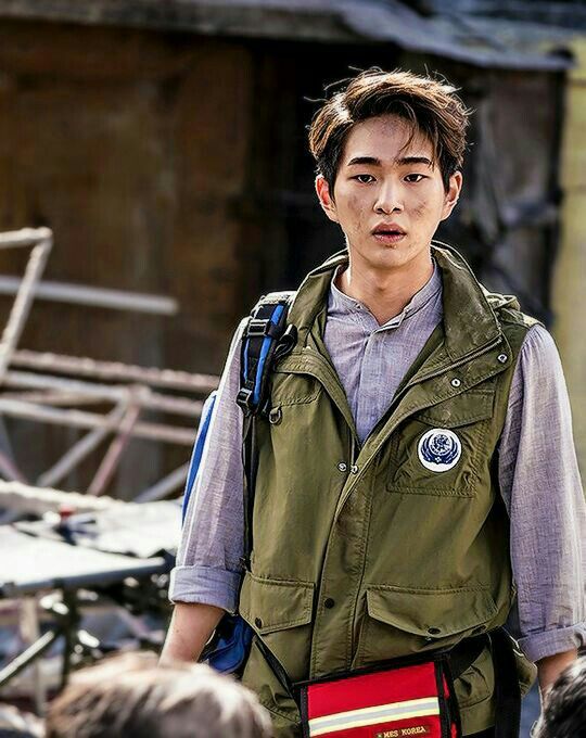 Descendants of the sun: Onew . | K-Drama Amino