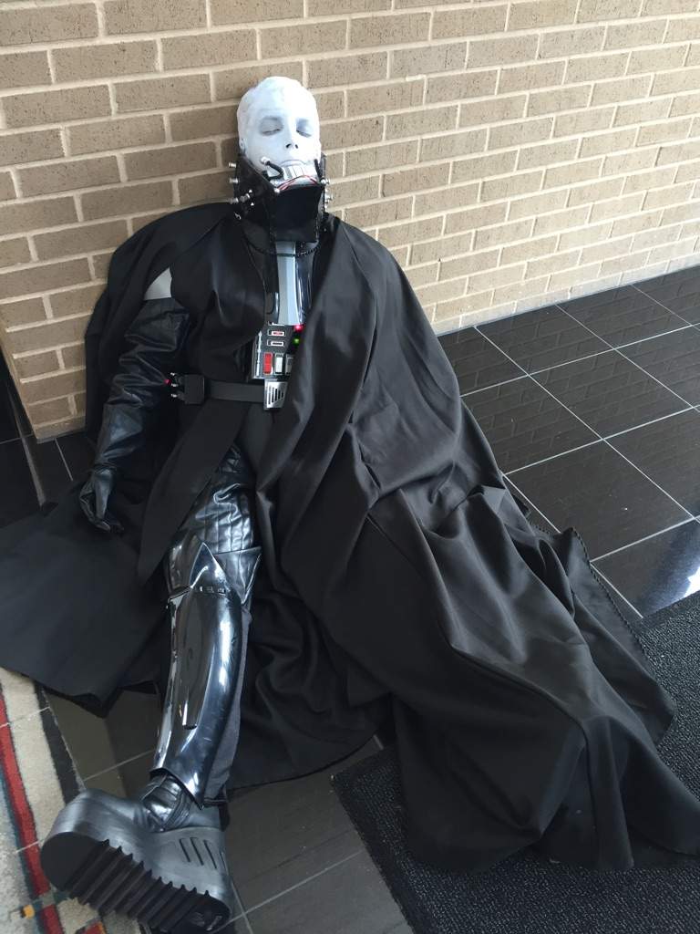 Unmasked Darth Vader (Star Wars) | Cosplay Amino