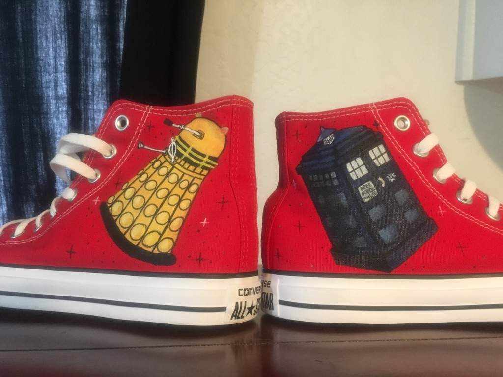 doctor who red converse