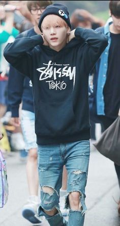 ripped jeans korean style