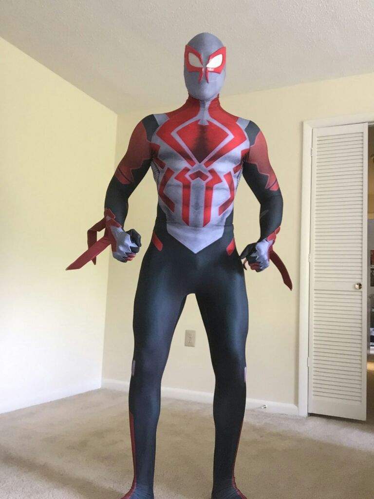 New Spider-Man 2099 | Cosplay Amino