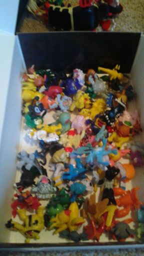 little pokemon figures