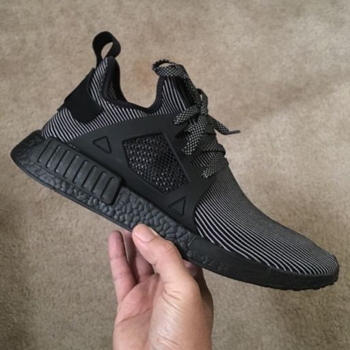 adidas nmd triple black xr1