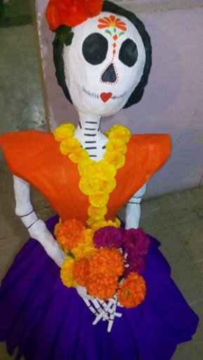 Catrina de 1 metro | Manualidades Amino Catrina de 1 metro | Manualidades Amino