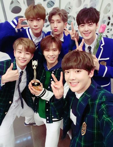 🏆ASTRO First Win!!🏆 | K-Pop Amino