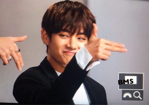 Bts Mama 16 Red Carpet Taehyung Army S Amino