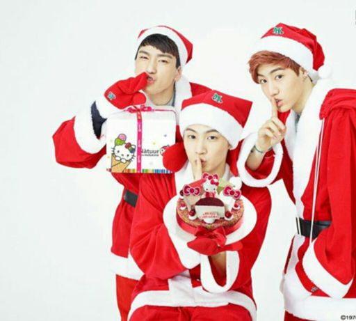 Kpop Christmas | K-Pop Amino