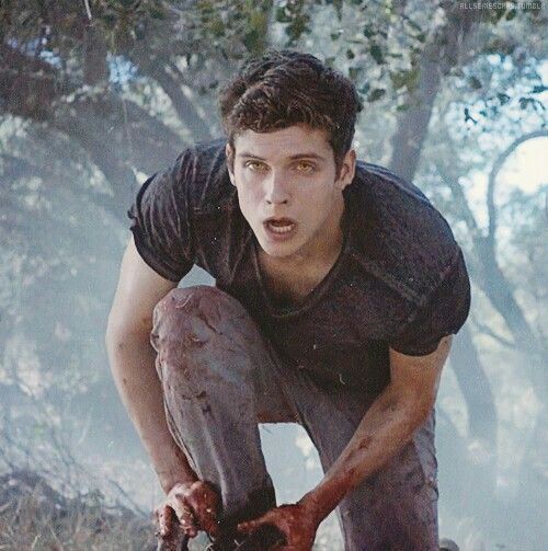 isaac lahey werewolf