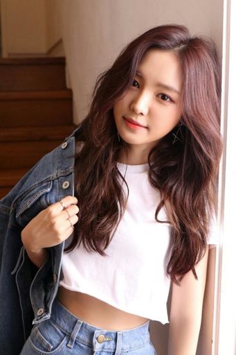 Son na eun