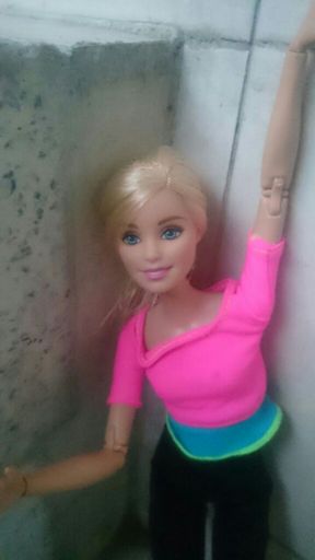 hola soy barbie