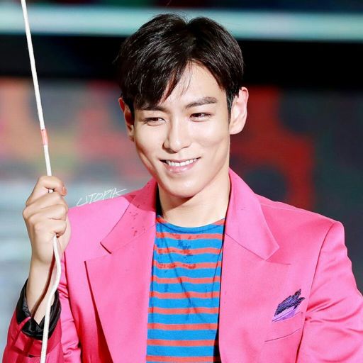 Choi Seung Hyun (T.O.P) | Wiki | • Doramas Brasil • Amino