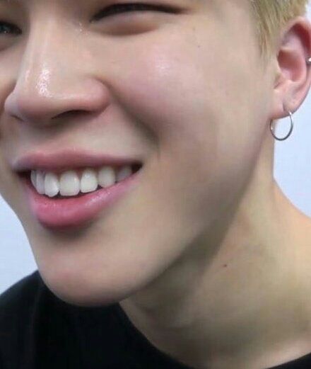 Park Jimin has a little chip in his front teeth | ARMY's Amino