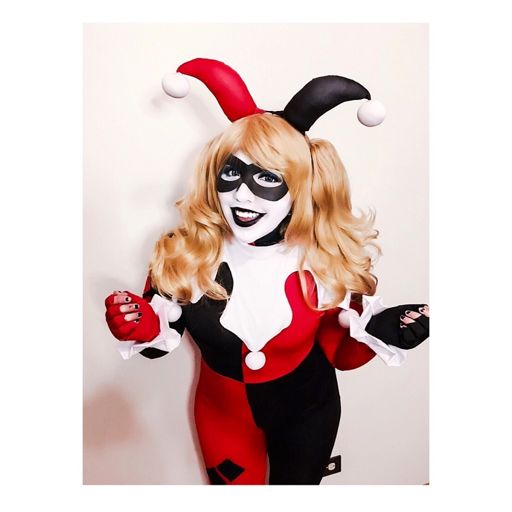 Classic Harley Quinn No Cowl Wiki Cosplay A