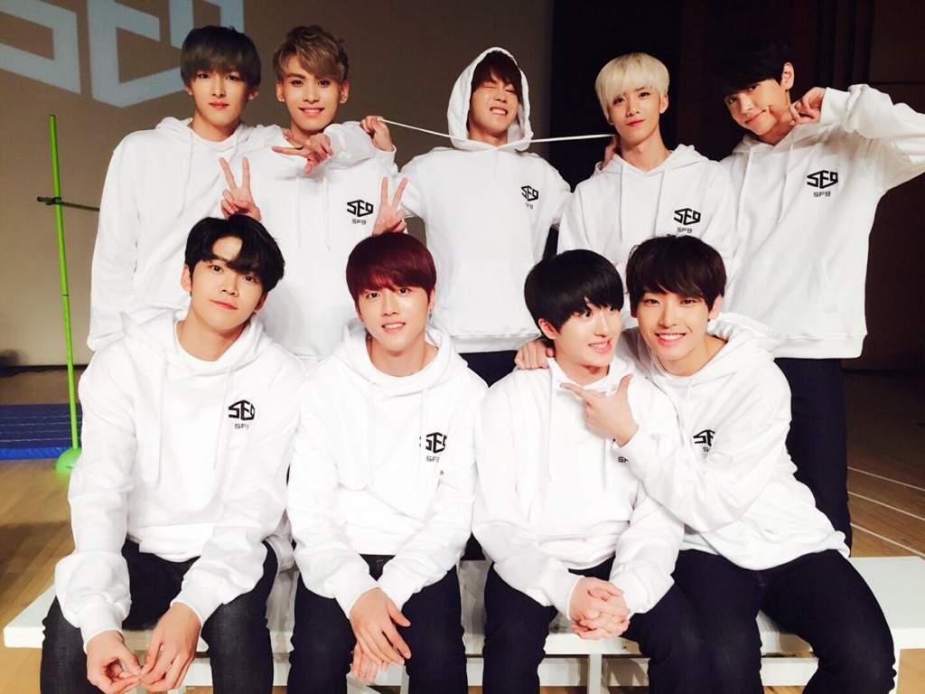 SF9 "Roar" Review° 〉 | K-Pop Amino