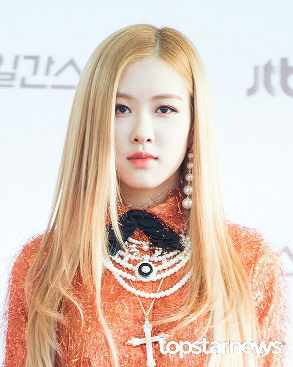 ROSEANNE PARK 💕 | BLINK (블링크) Amino