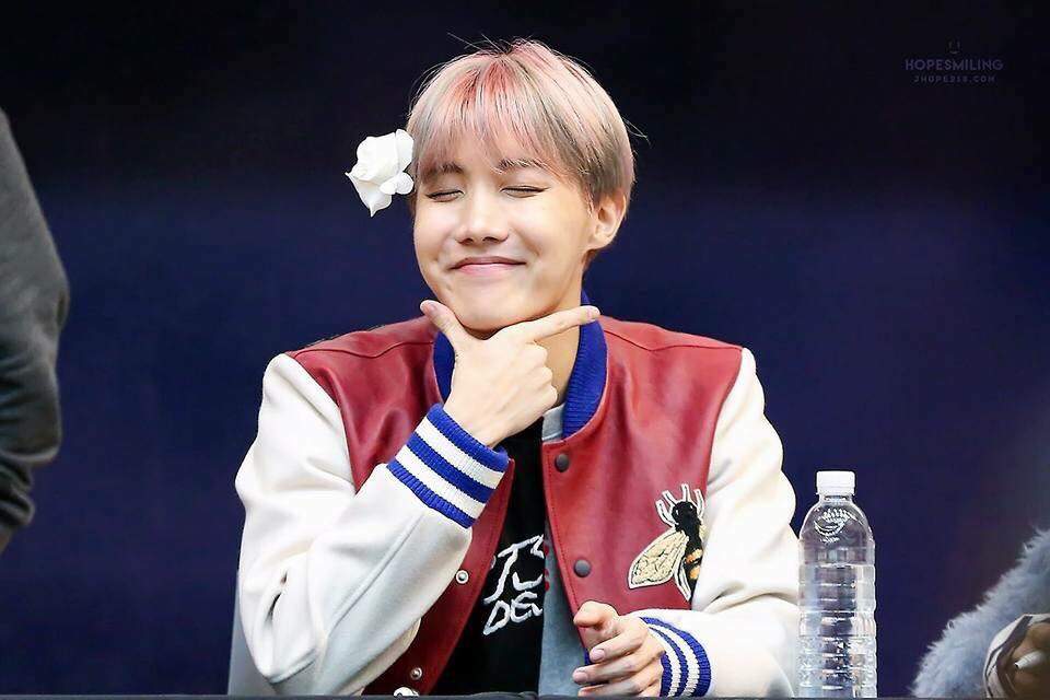 BTS JHOPE FAN SIGN YNWA [170224] | ARMY's Amino