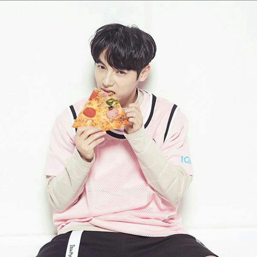 Yoon Yong Bin in Produce 101 season 2 | K-Pop Amino