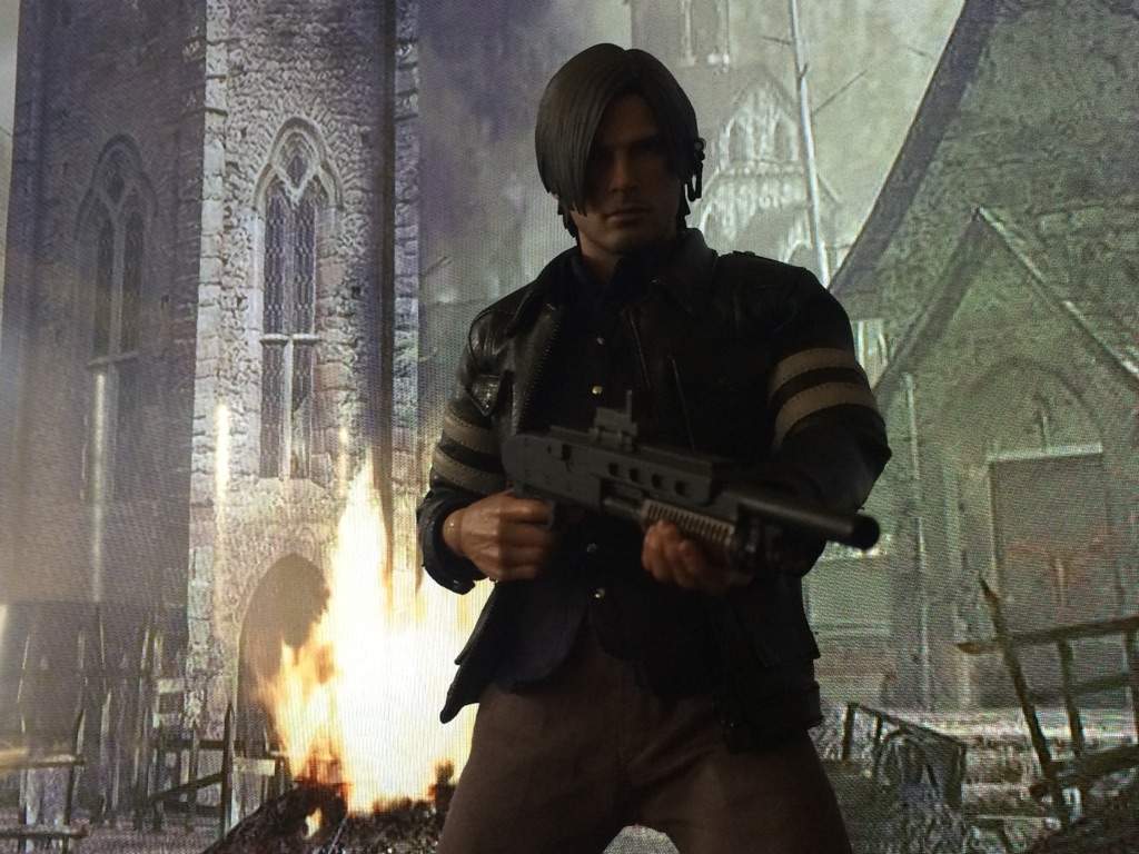resident evil 6 leon figure