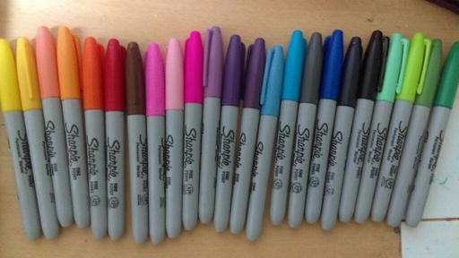 rainbow sharpie pack