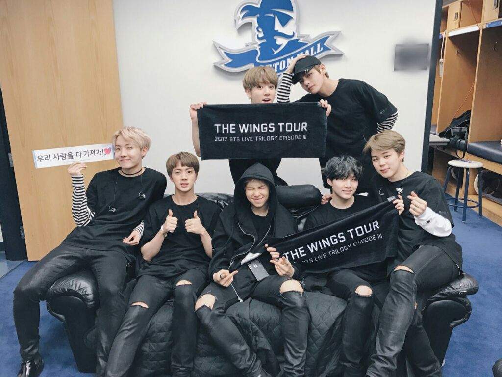 Bts Fotos Grupales Wiki Army S Amino Amino