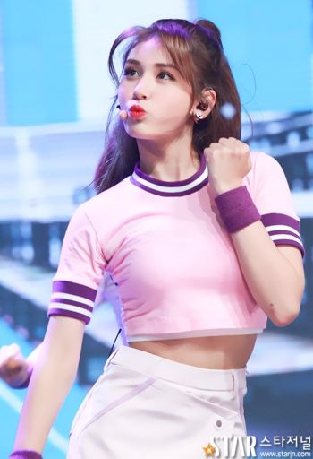 Jeon Somi💐 Wiki K Pop Amino
