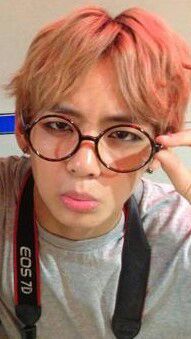 Featured image of post View 13 Selca Kim Taehyung Glasses