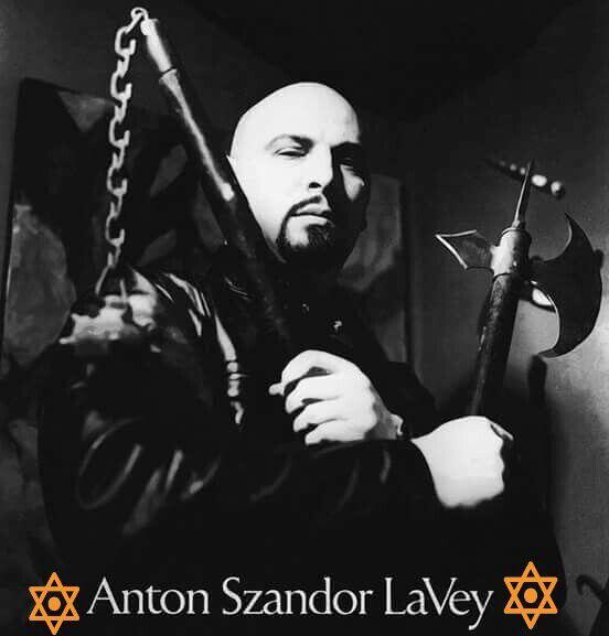 🔯La Biblia Satanica De Anton Szandor Lavey🔯 | Terror Amino