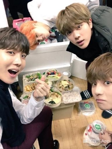 Bts Comiendo K Pop Amino