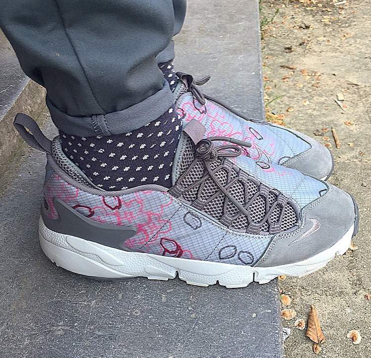 nike footscape sakura